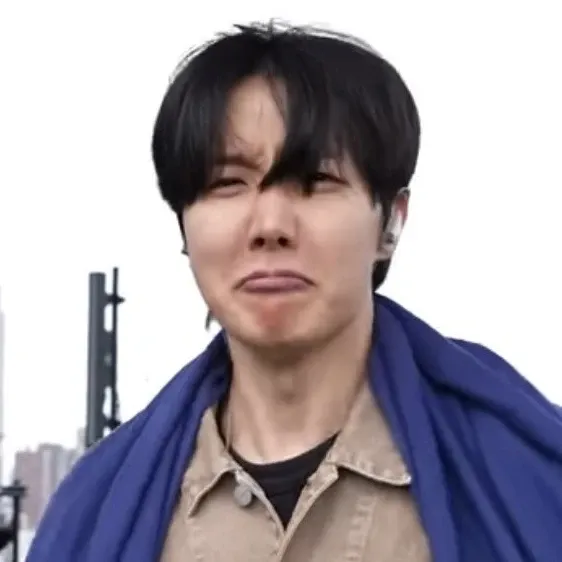 Momen yang diabadikan oleh penggemar j-hope (BTS)