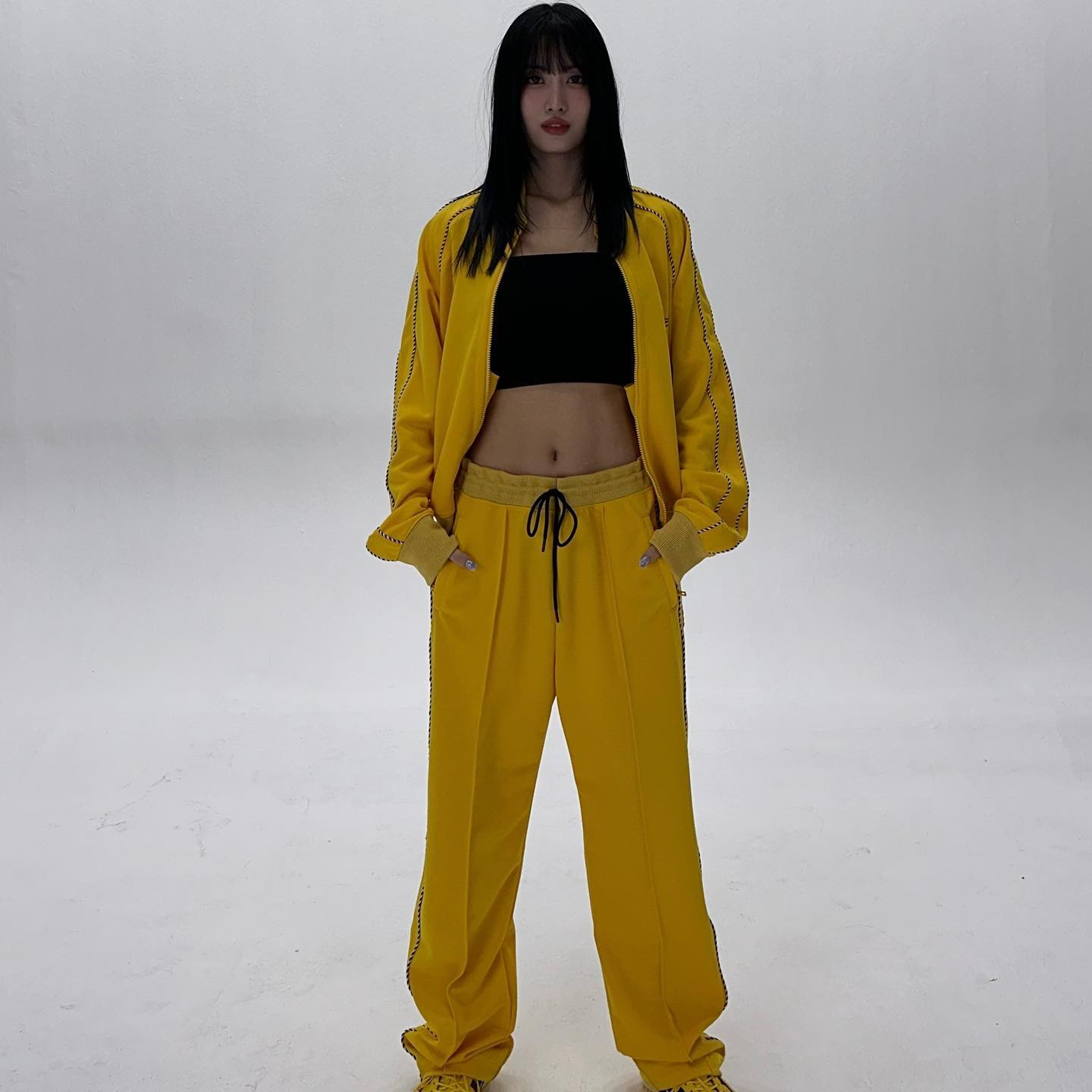 Momo (TWICE)的最新活動照片