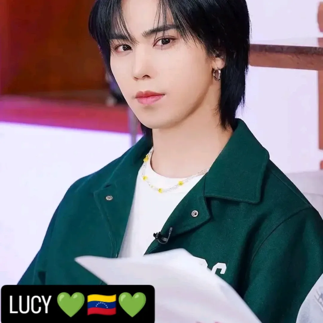 A moment captured by Rocky's fan