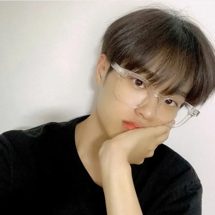 Momen yang diabadikan oleh penggemar Lee Daehwi (AB6IX)