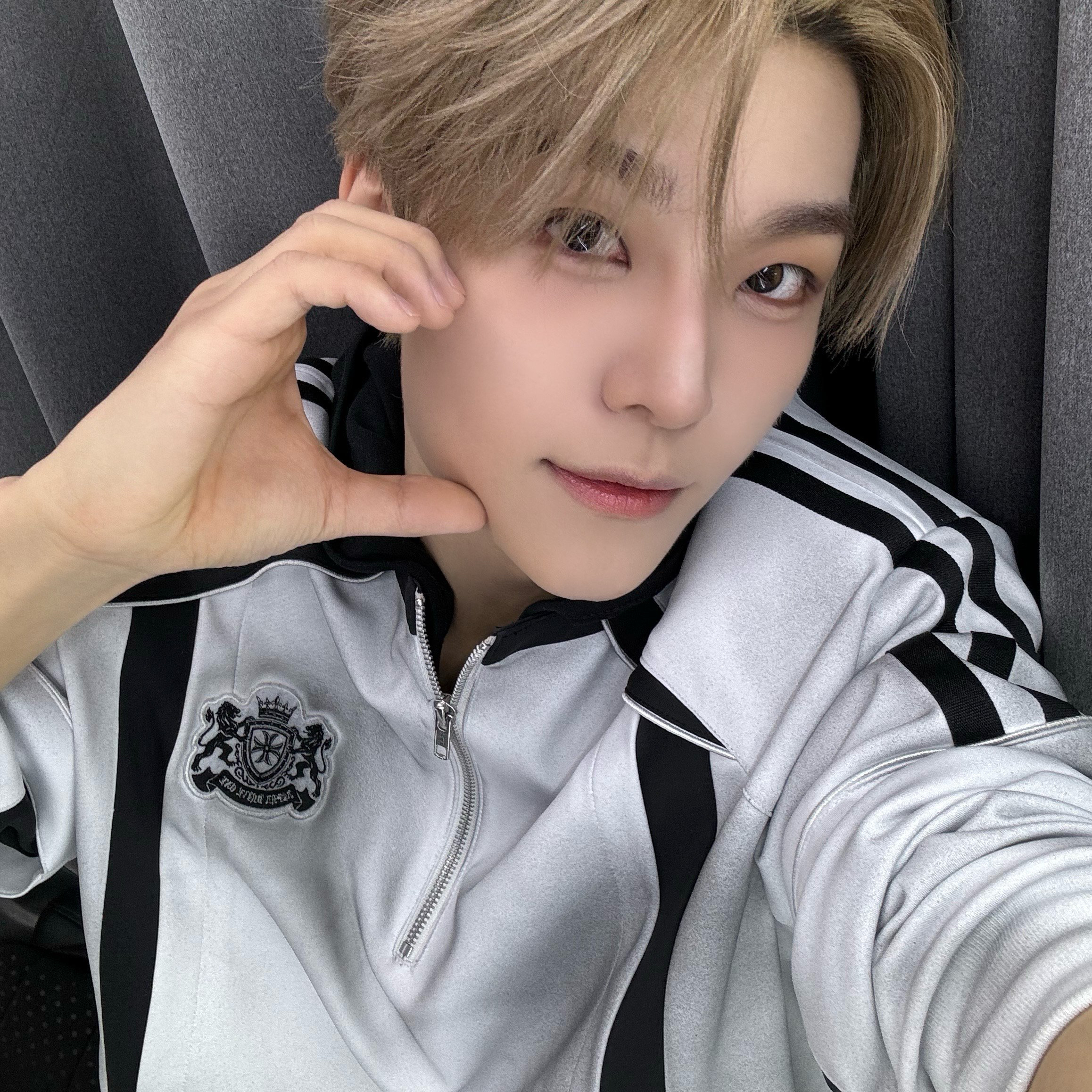 Latest photo of He Xinlong (ALPHA DRIVE ONE)