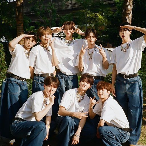 Popular profile image of 8TURN selected by votes