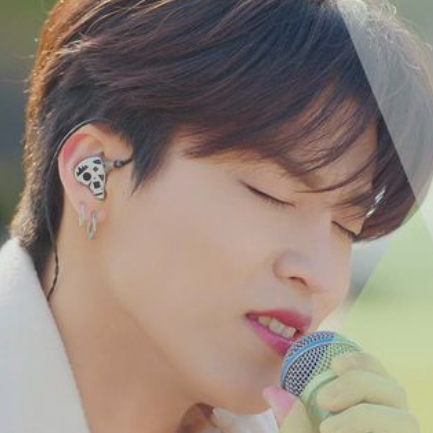 Latest photo of Park Jeongwoo (TREASURE)