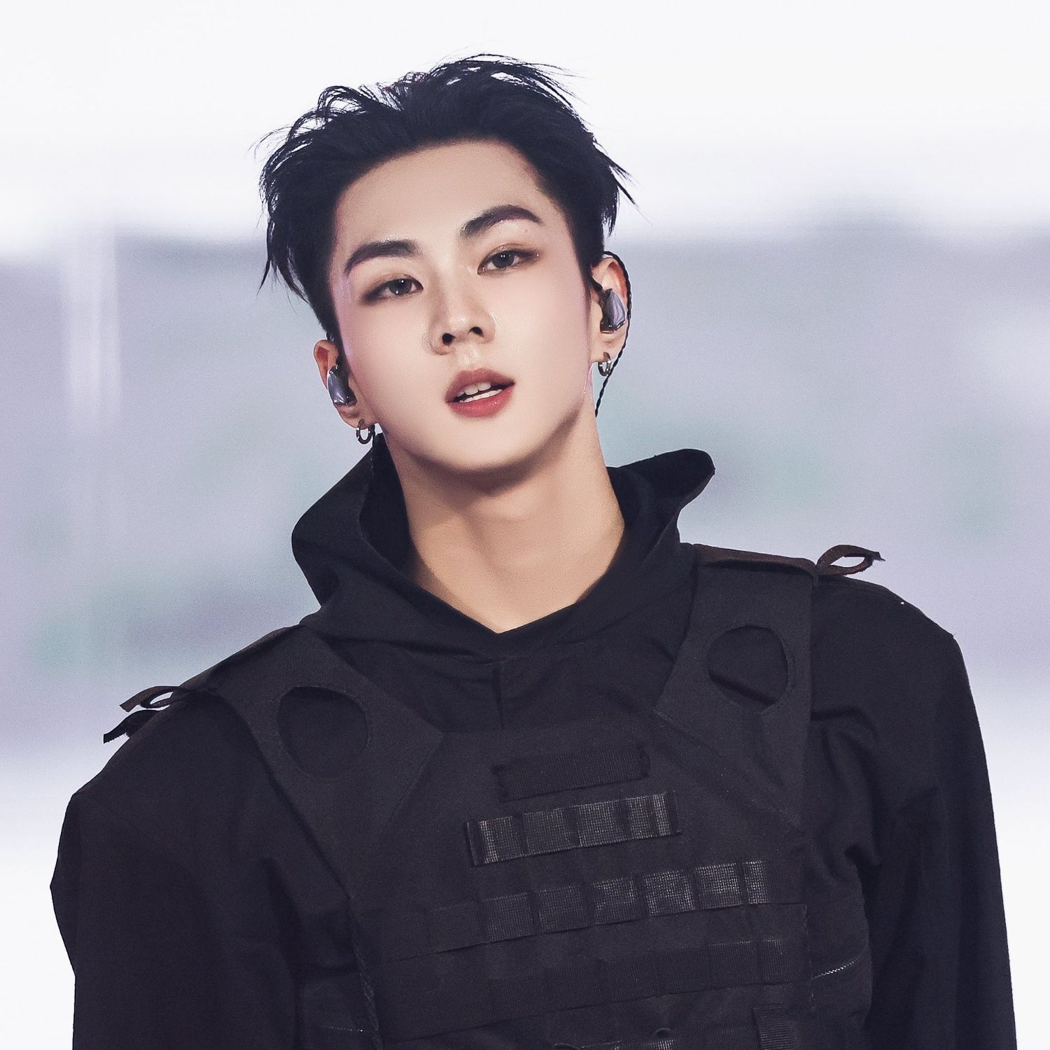 Latest photo of Jungwon (ENHYPEN)