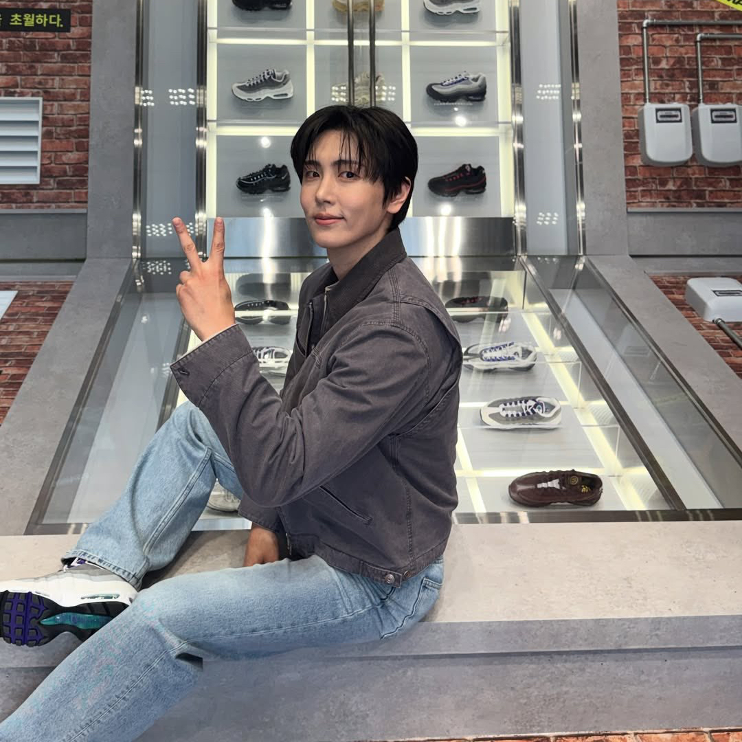 Latest photo of Jaeyoon (SF9)