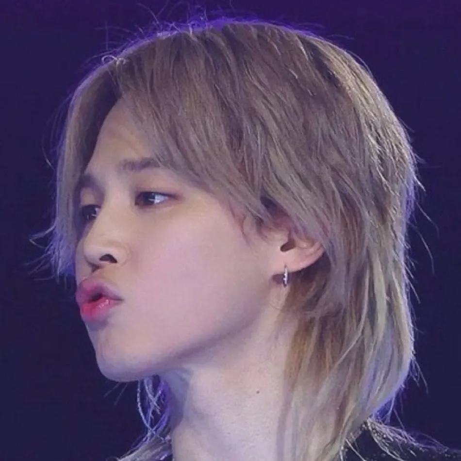 Momen yang diabadikan oleh penggemar Jimin (BTS)