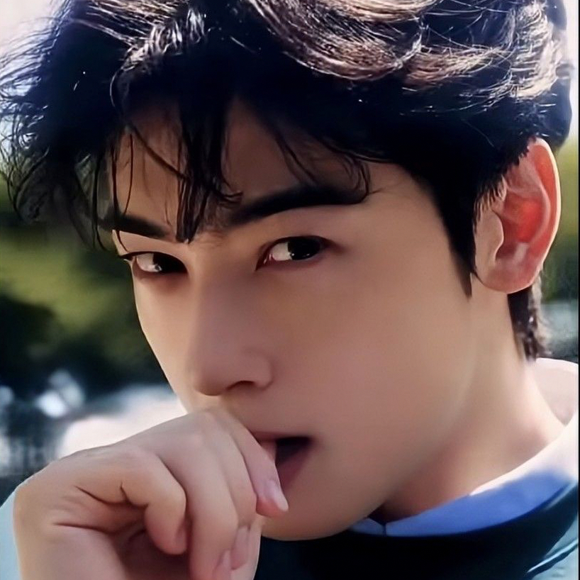 Recent activity shot of Eunwoo (ASTRO)