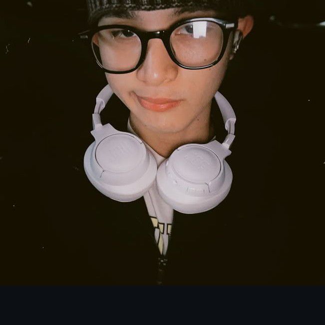 윈스턴 (호라이즌)의 최신 사진