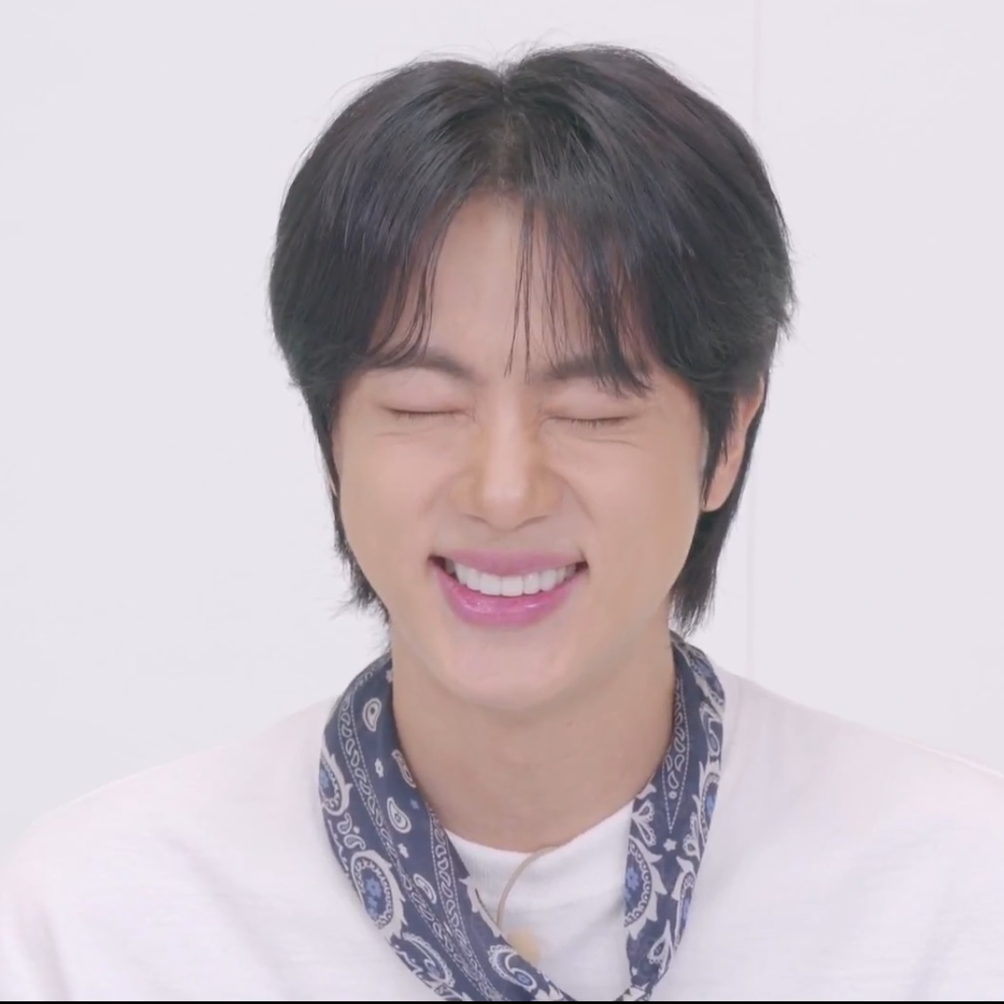 진 (방탄소년단)의 최신 사진