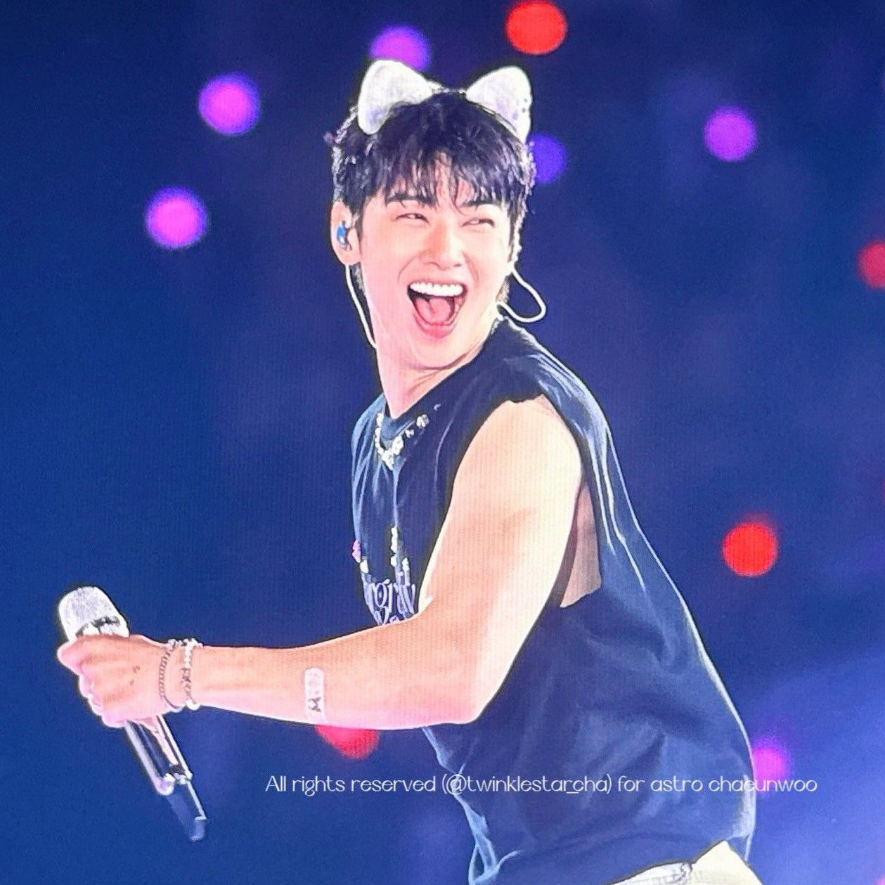 A moment captured by Eunwoo (ASTRO)'s fan