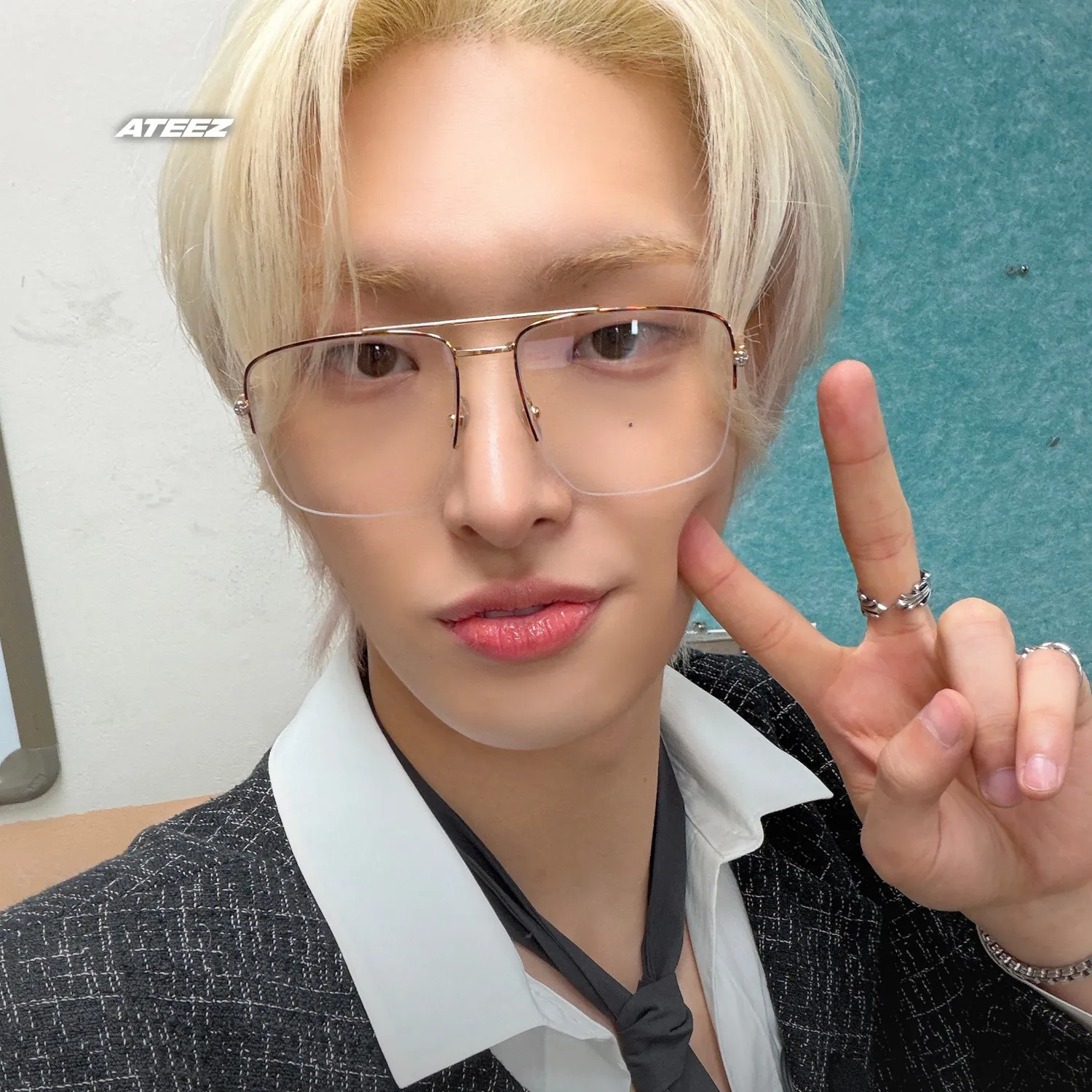 에이티즈의 비하인드 컷