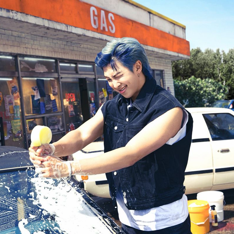 RM (방탄소년단)의 최신 사진