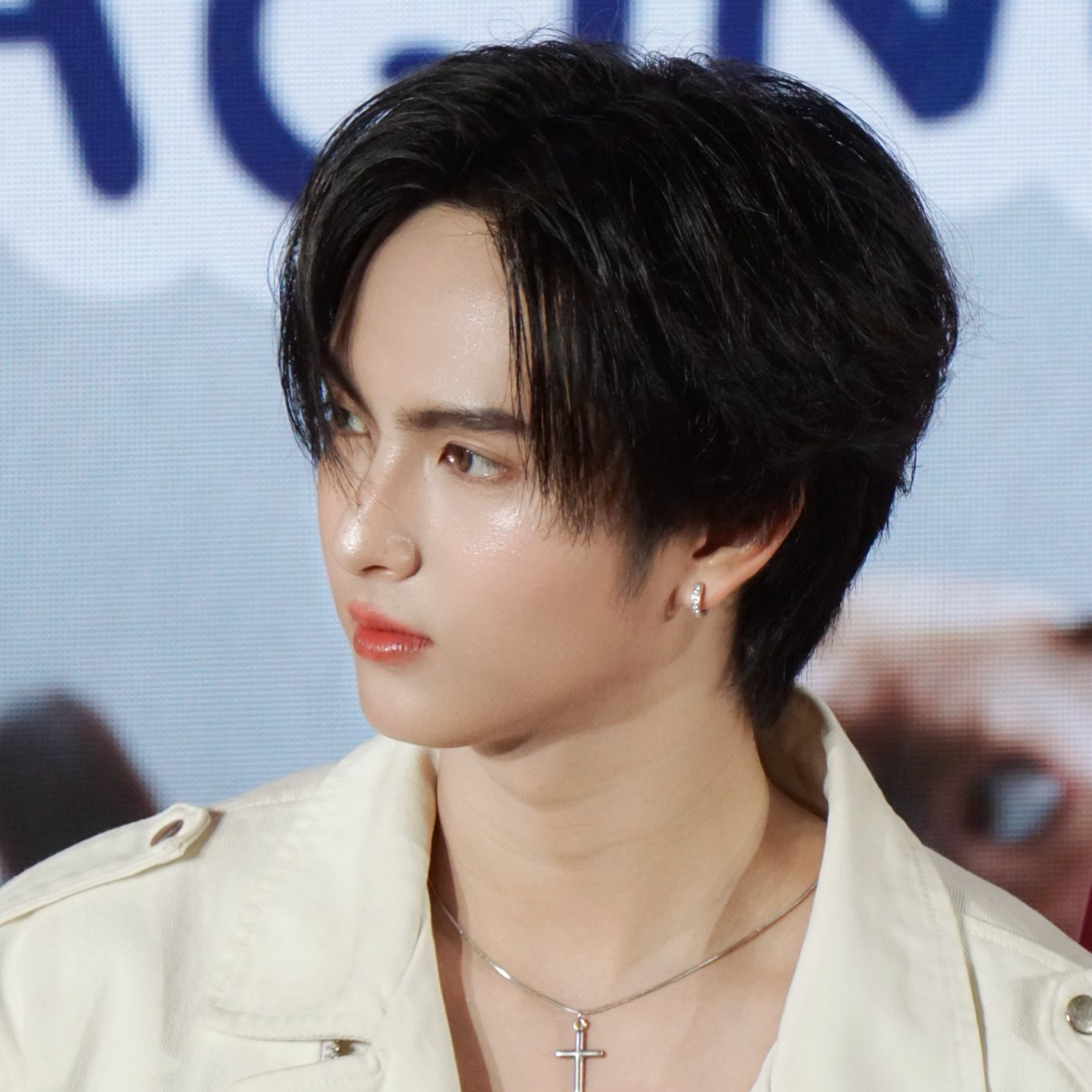 A moment captured by Copper (BUS)'s fan