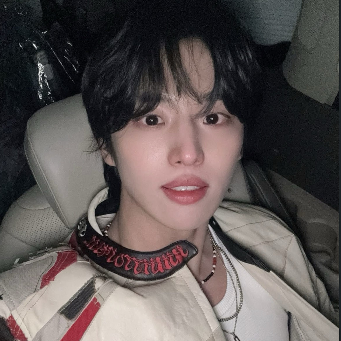 洪碩 (PENTAGON)的最新照片