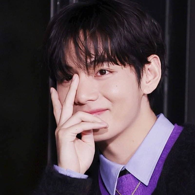 V (BTS)の最近の活動写真