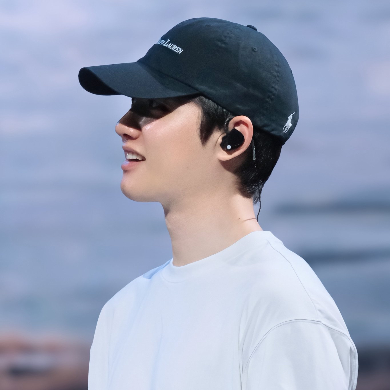 Foto aktivitas terbaru D.O. (EXO)
