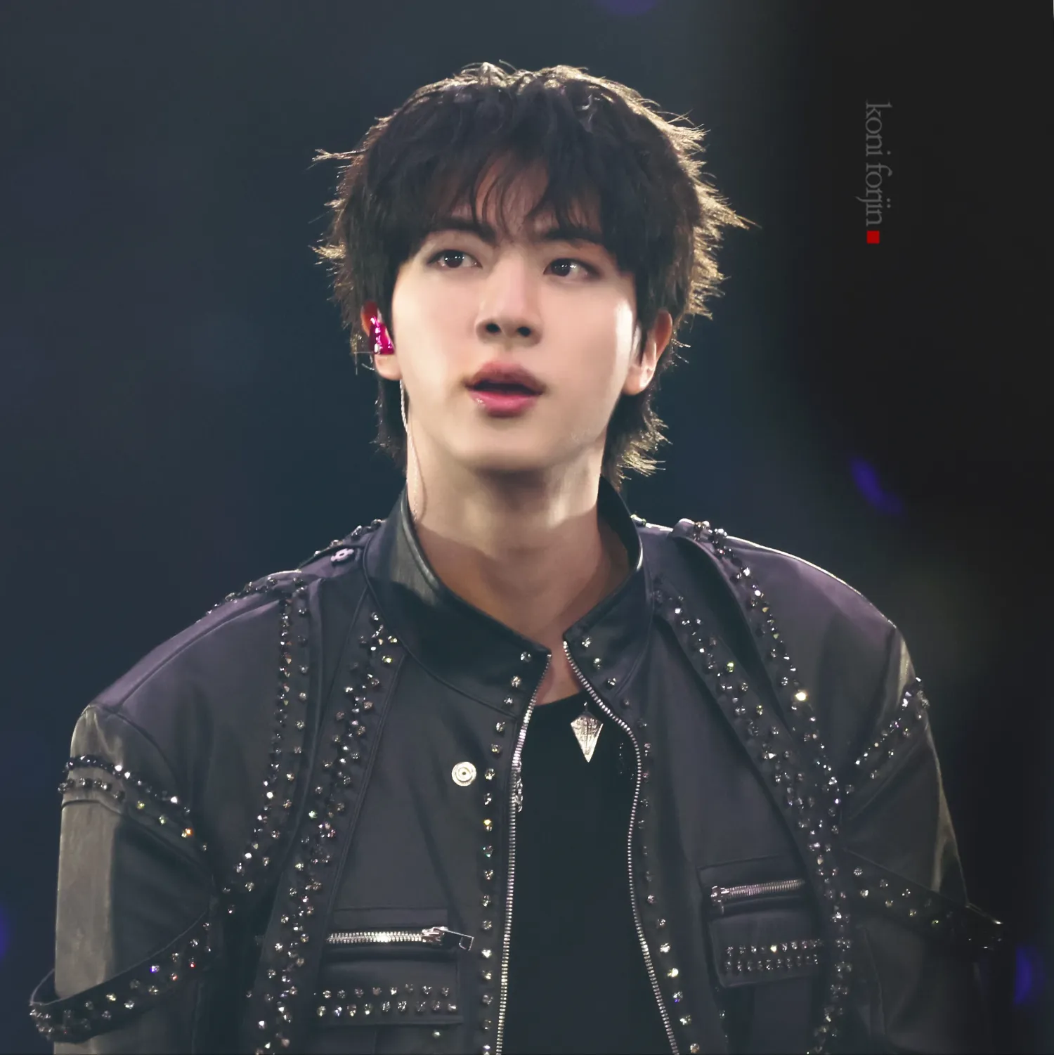 진 (방탄소년단) 최근 활동샷