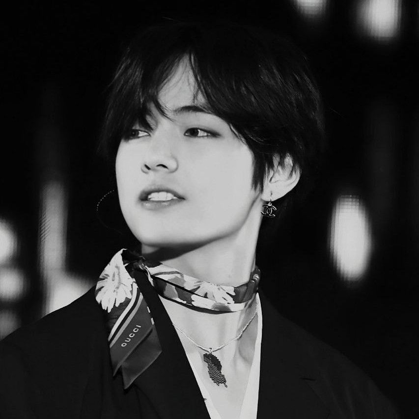 V (BTS)の最近の活動写真