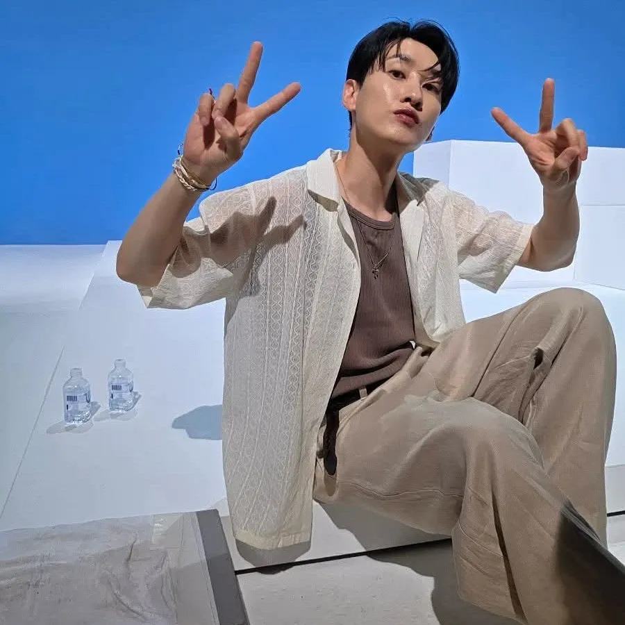 Latest photo of Eunhyuk (Super Junior)