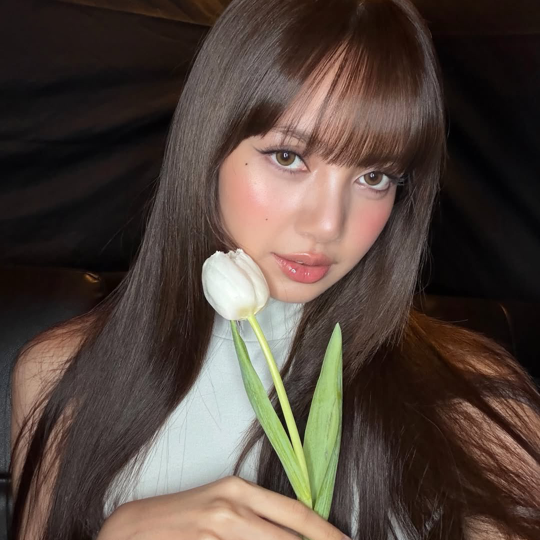 리사 (BLACKPINK)의 최신 사진