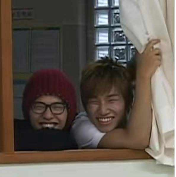 A moment captured by G-DRAGON (BIGBANG)'s fan