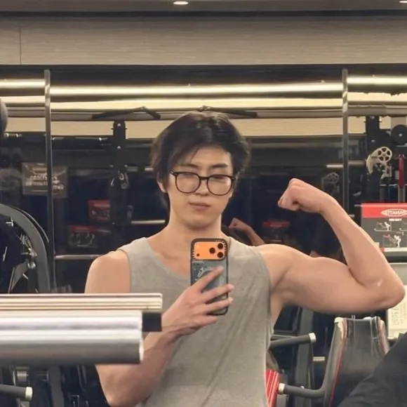 Recent activity shot of Yonghee