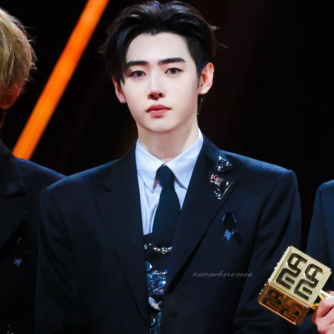 성훈 (ENHYPEN)의 최신 사진