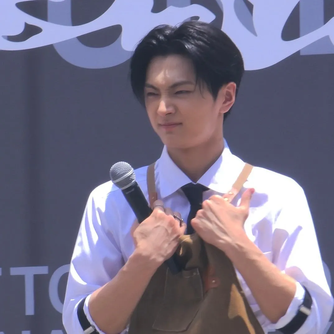 제이 (ENHYPEN) 최근 활동샷