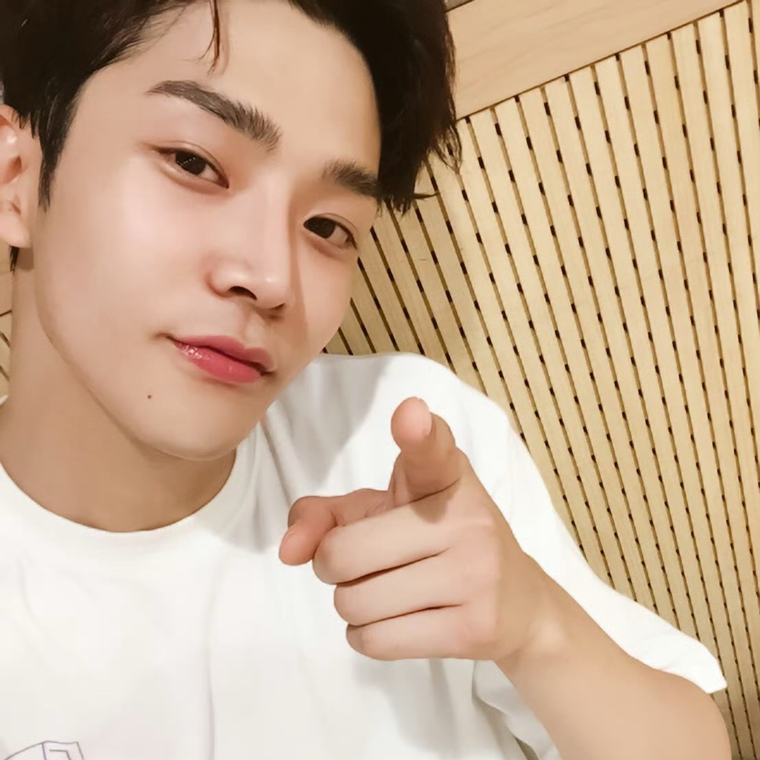 Latest photo of Rowoon