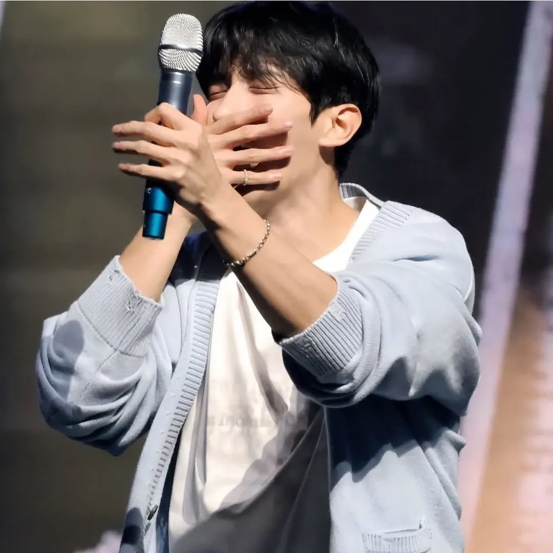 Latest photo of DK (SEVENTEEN)