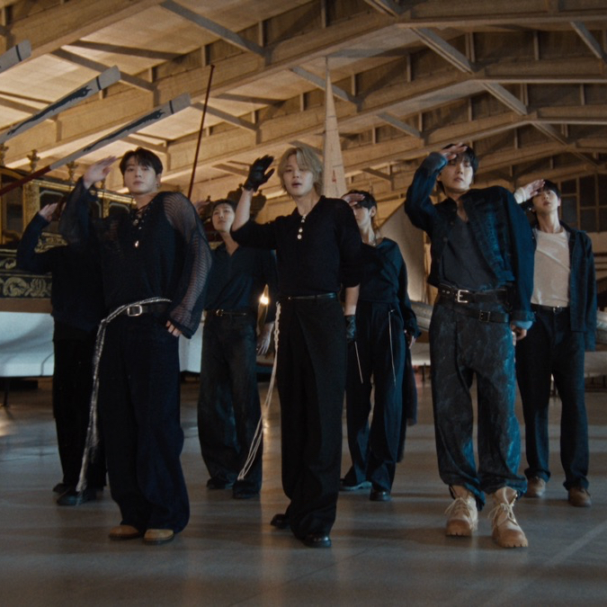 Behind-the-scenes cut of BTS