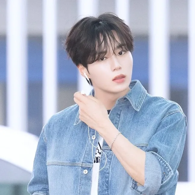 Latest photo of Kim Junseo (ALPHA DRIVE ONE)