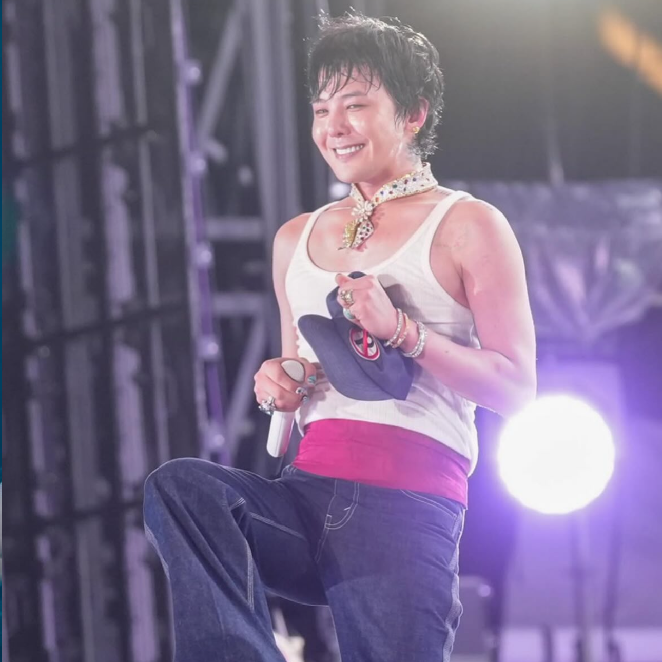 Recent activity shot of G-DRAGON (BIGBANG)