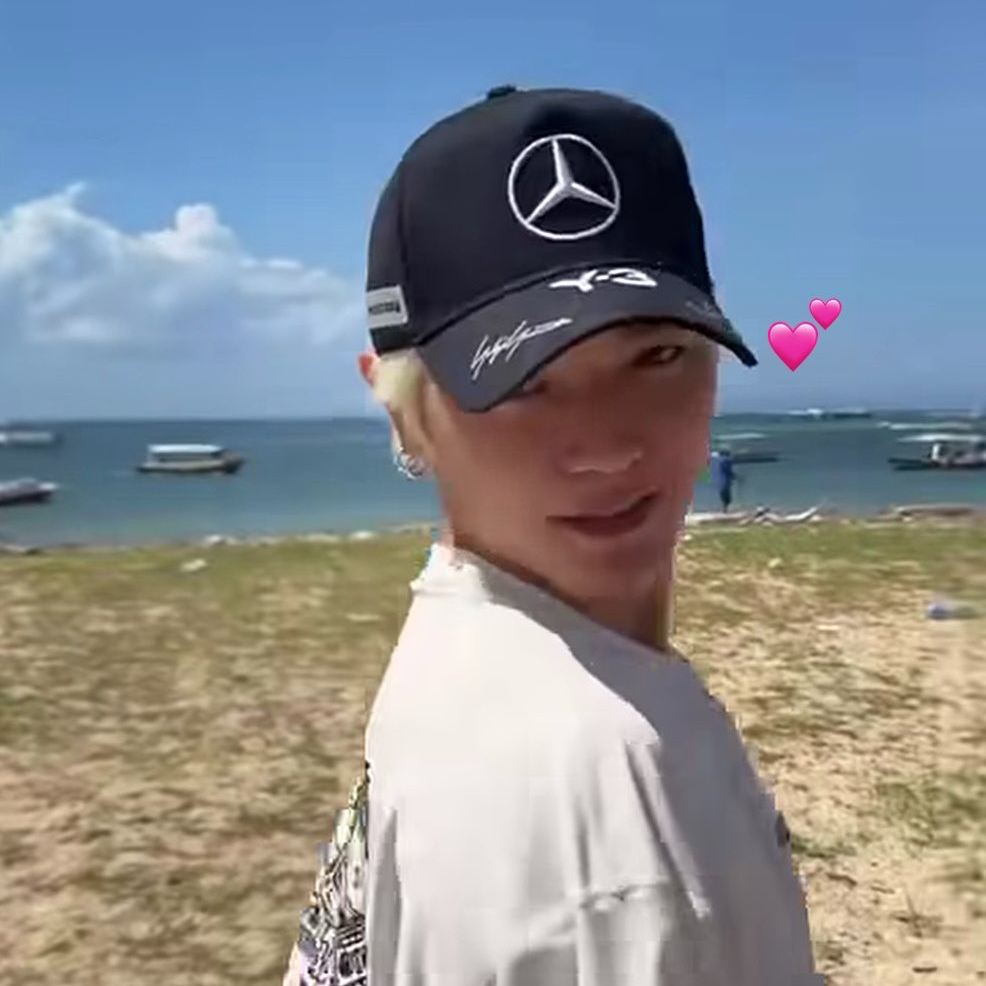 Behind-the-scenes cut of NCT