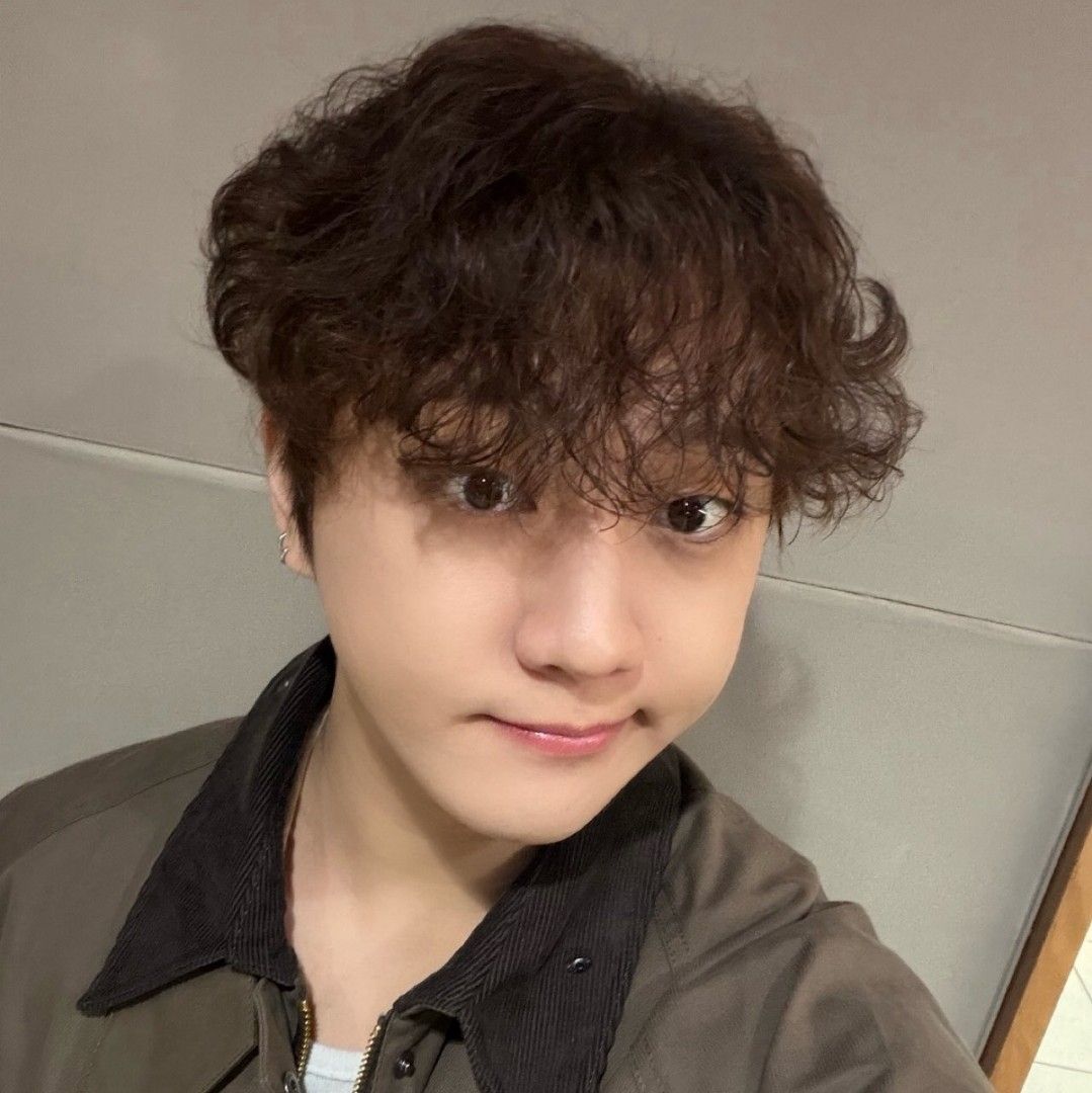 Recent activity shot of Hong Joochan (GoldenChild)