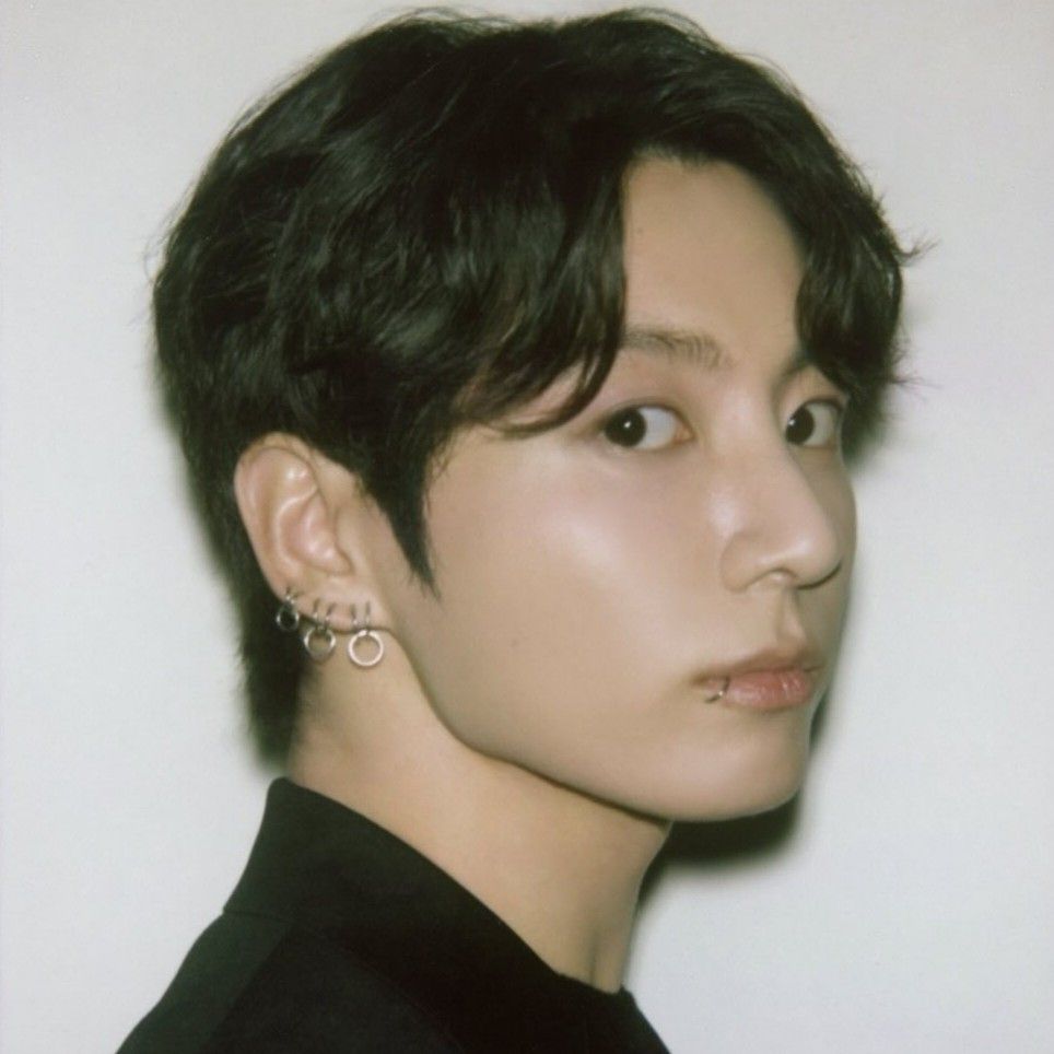 Latest photo of Jungkook (BTS)