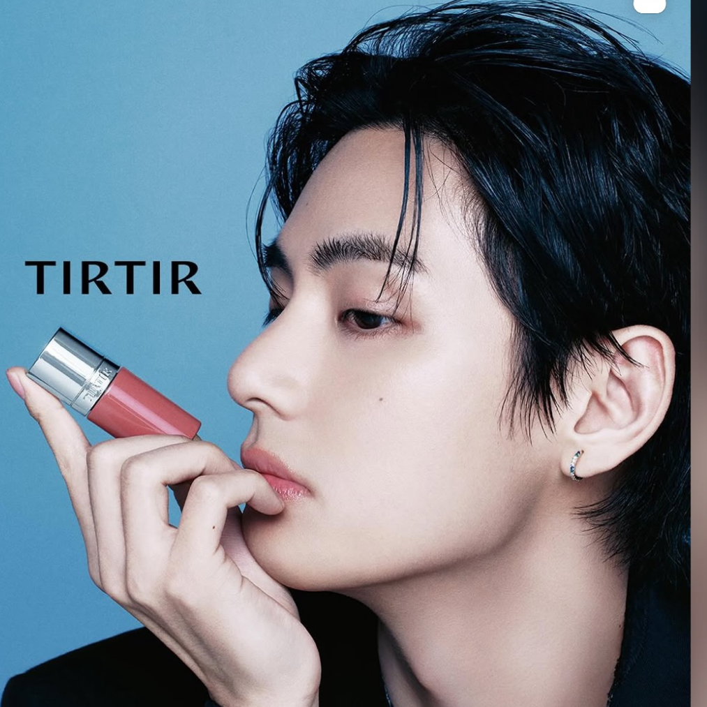 Behind-the-scenes cut of V (BTS)