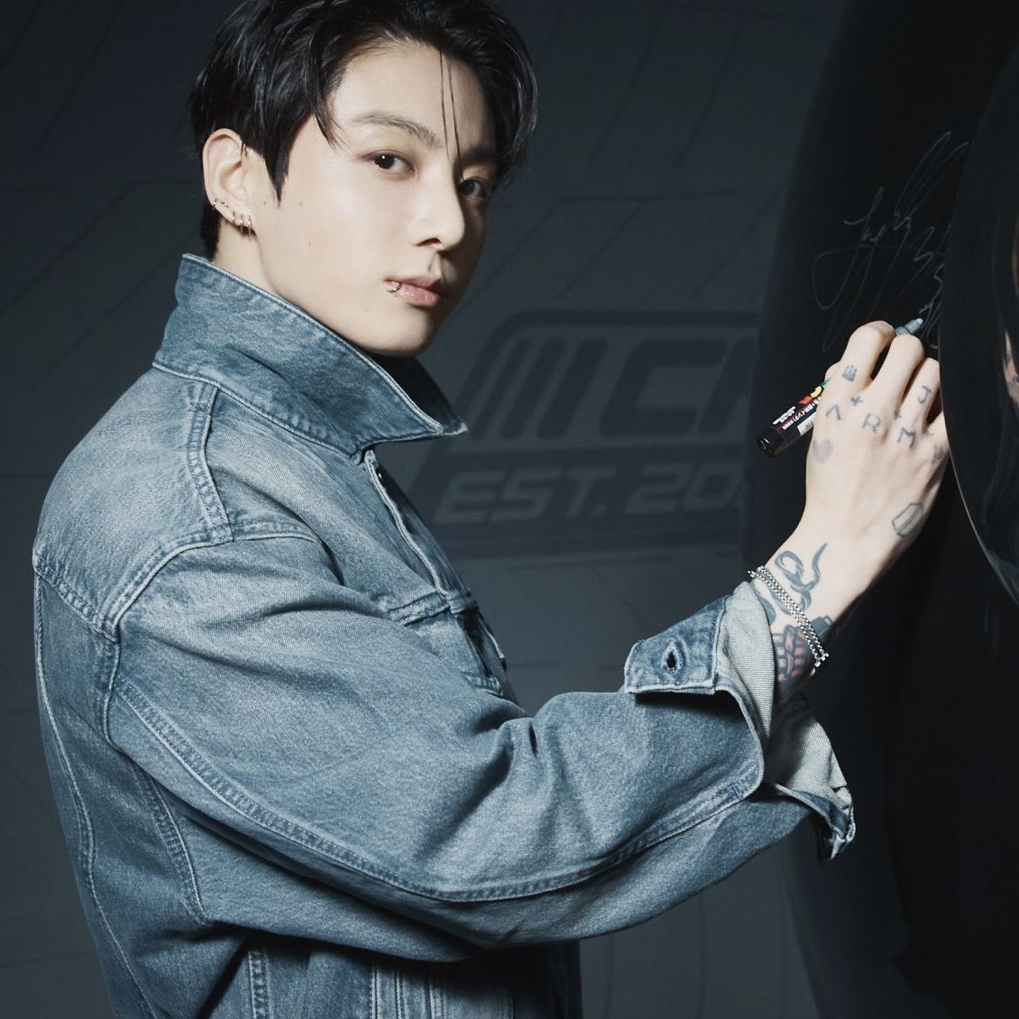 정국 (방탄소년단)의 최신 사진
