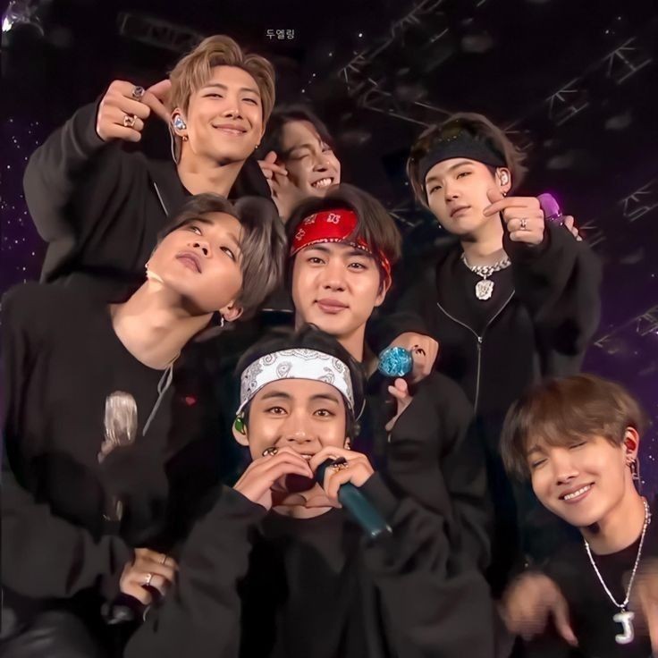 Momen yang diabadikan oleh penggemar BTS