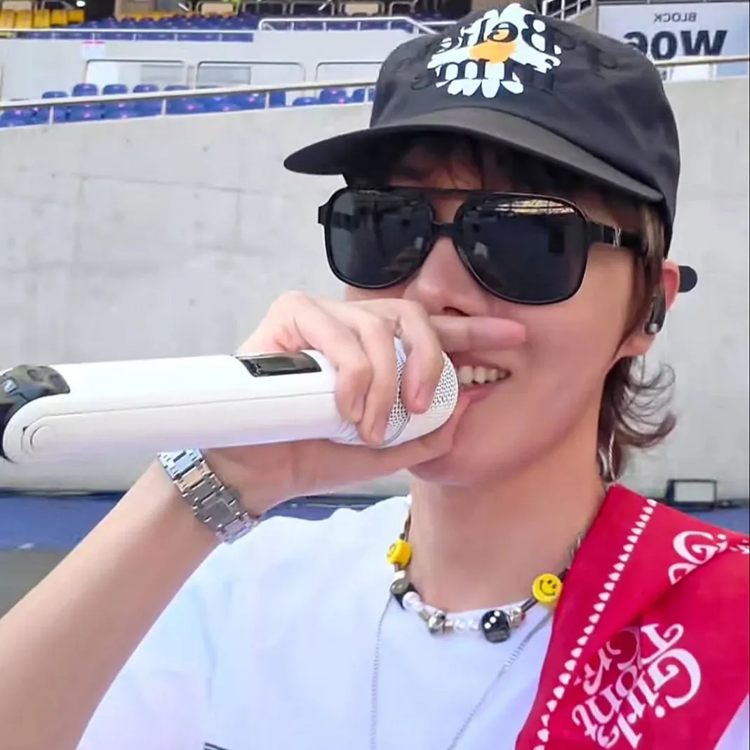 j-hope (BTS)の最近の活動写真