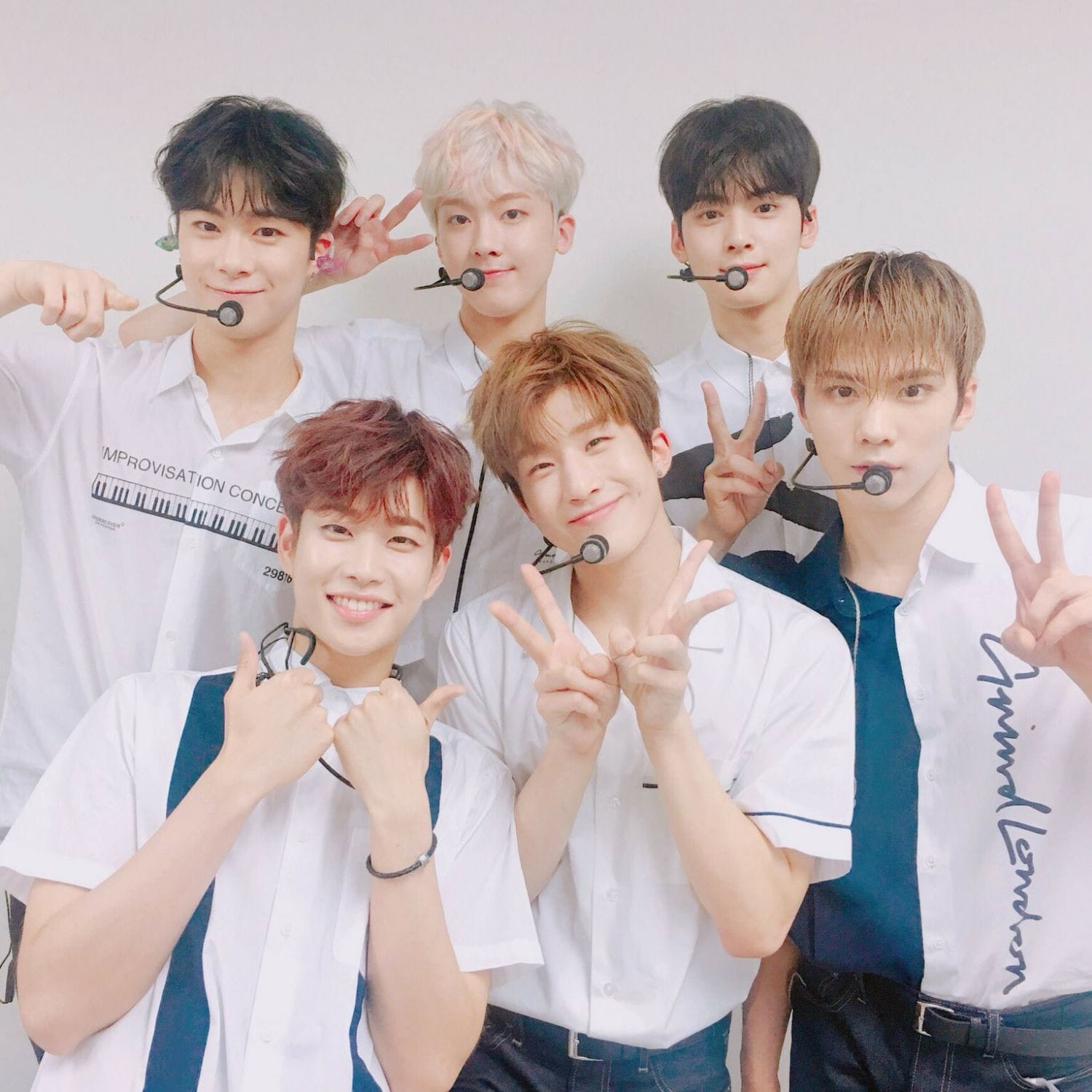아스트로의 최신 사진