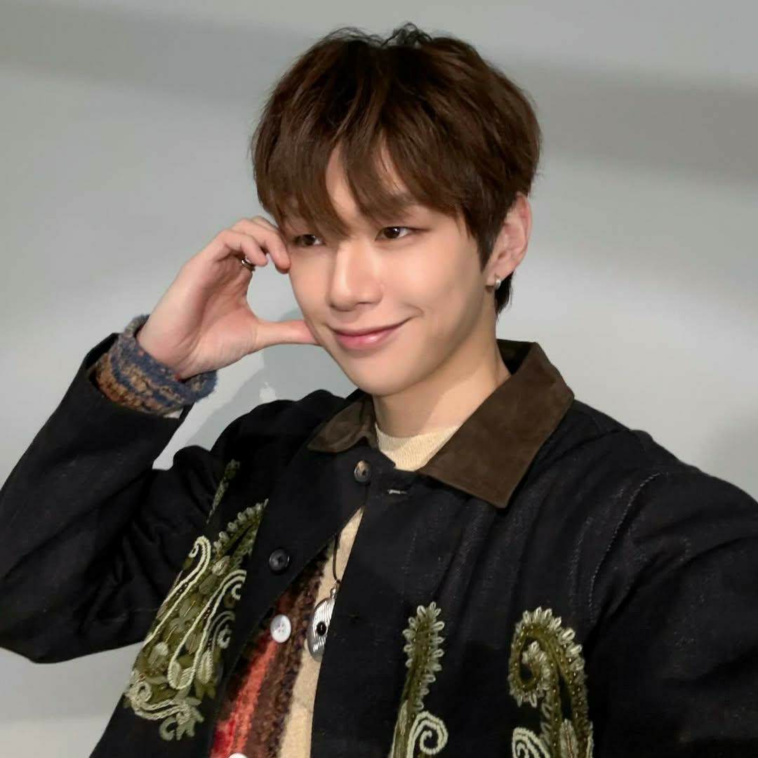 カン・ダニエルの舞台裏ショット