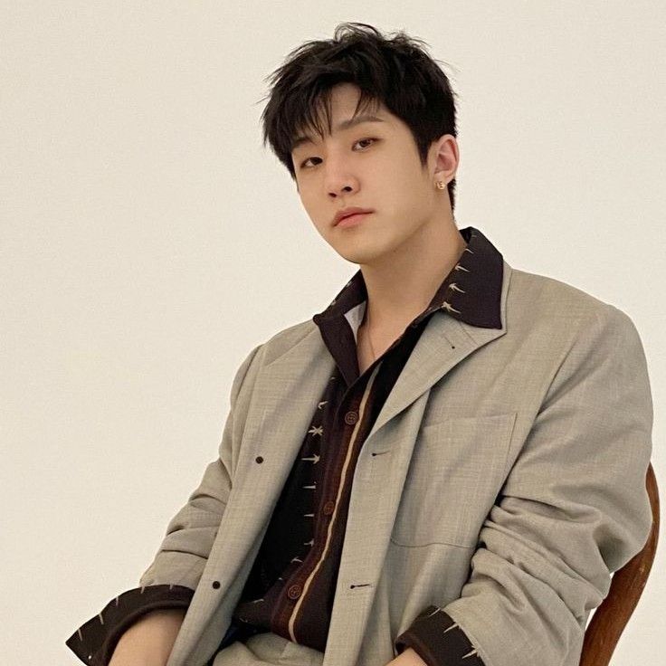 A moment captured by Jinjin (ASTRO)'s fan