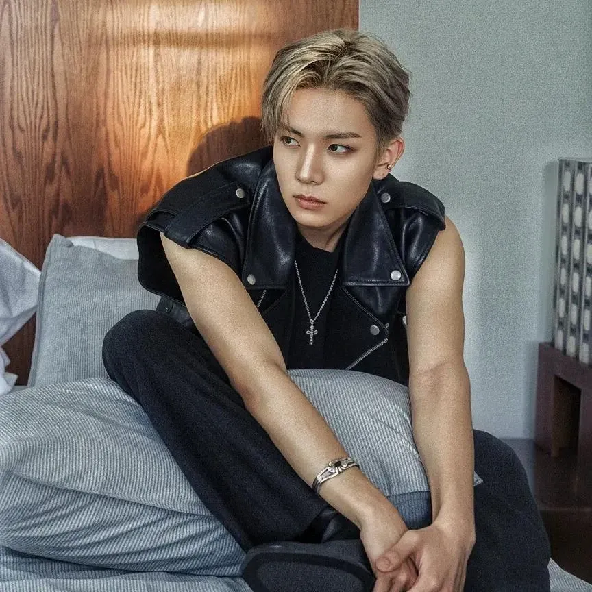 Recent activity shot of Heeseung