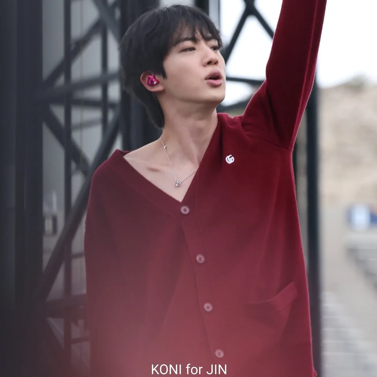 Foto aktivitas terbaru Jin (BTS)