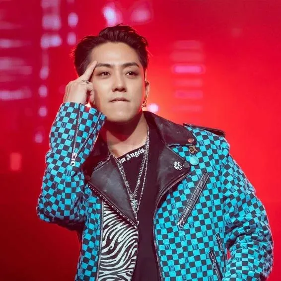 Latest photo of Eun Jiwon (SECHSKIES)