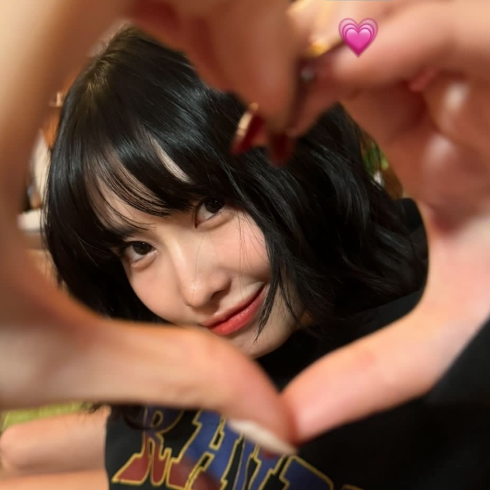 Momo (TWICE)的最新照片