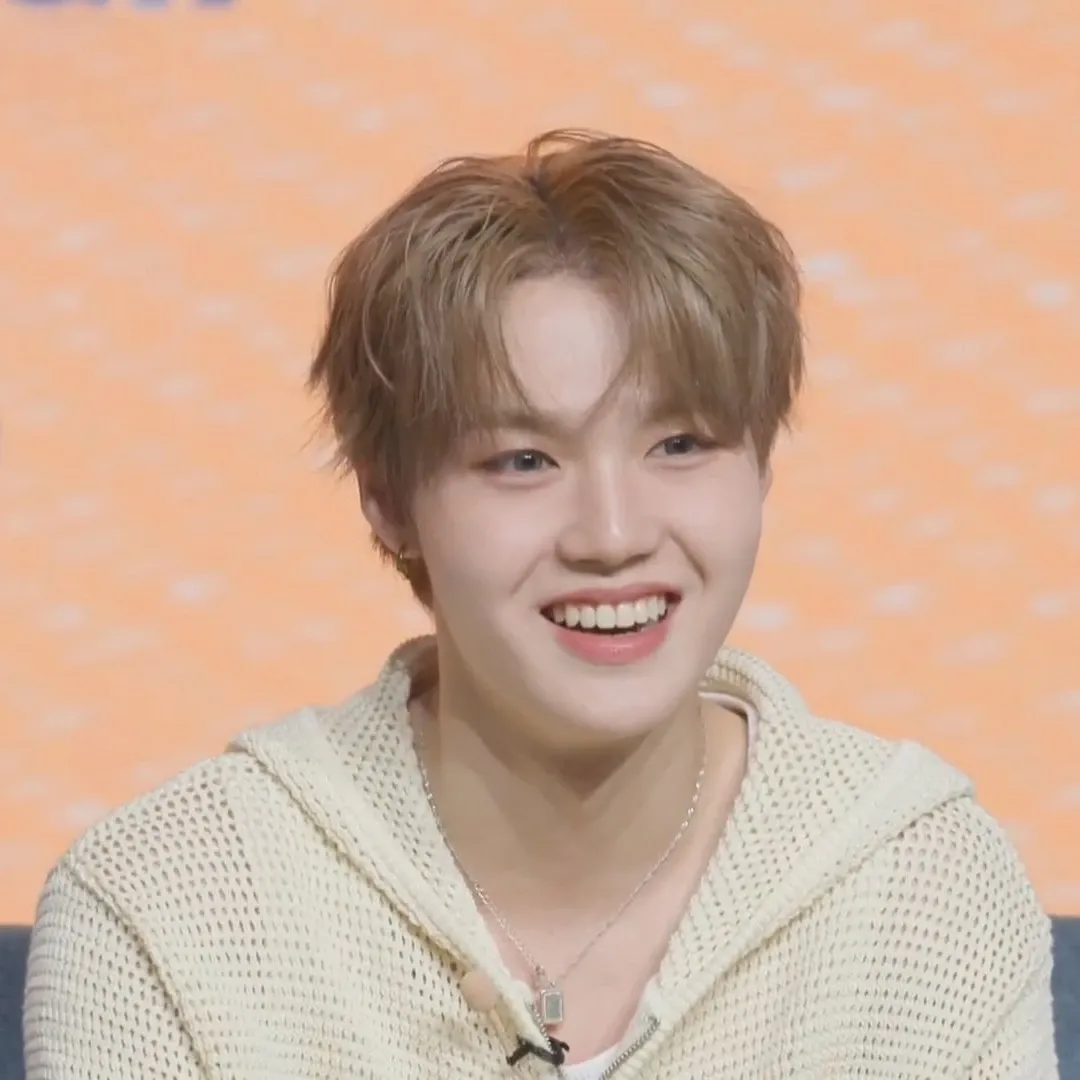 A moment captured by Doyoung (TREASURE)'s fan