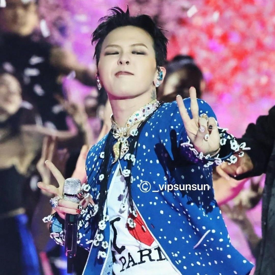 Recent activity shot of G-DRAGON (BIGBANG)