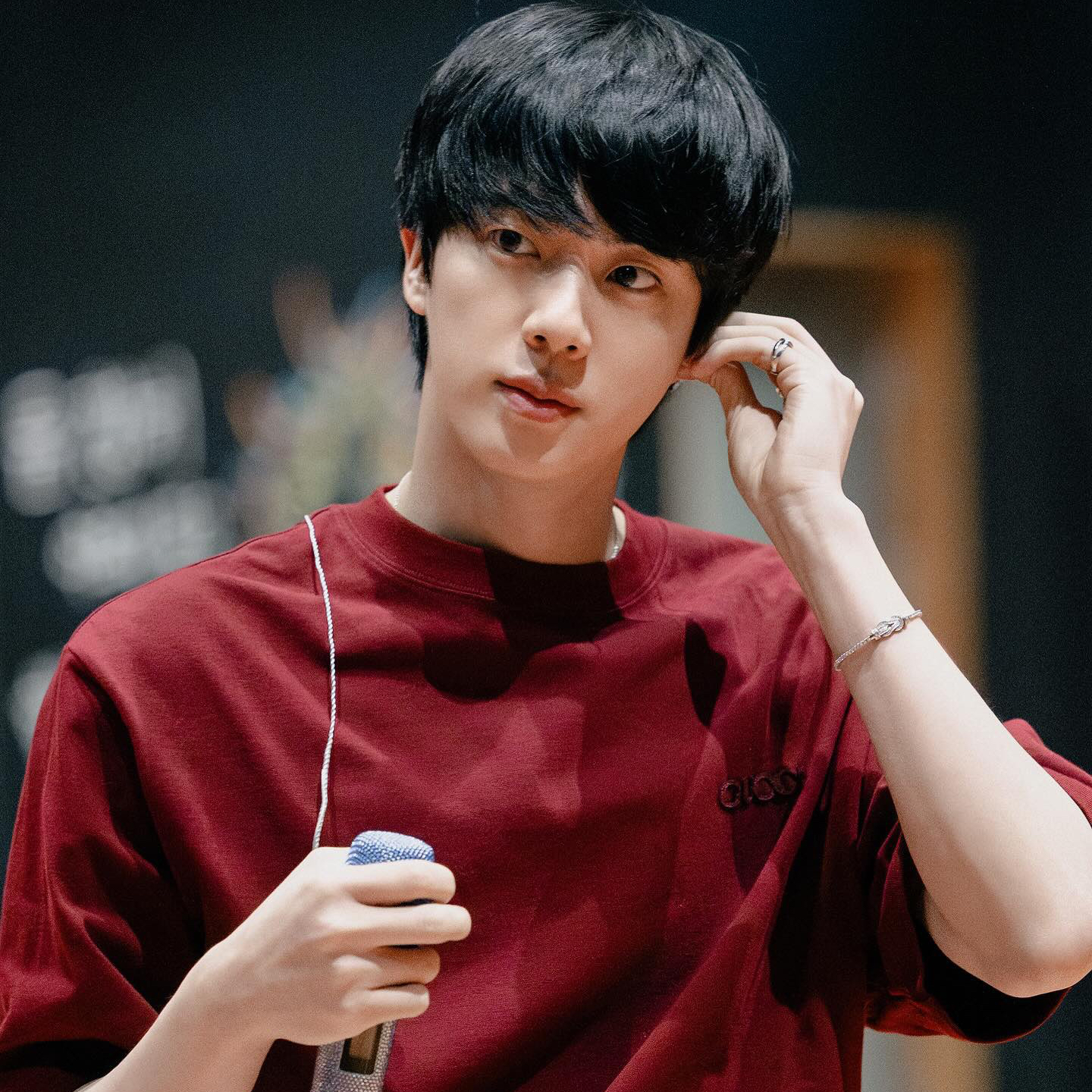 Behind-the-scenes cut of Jin (BTS)